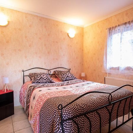 Апартаменты La Durance - 1 Chambre Terrasse Et Jardin Saint-Andre-d'Embrun Экстерьер фото
